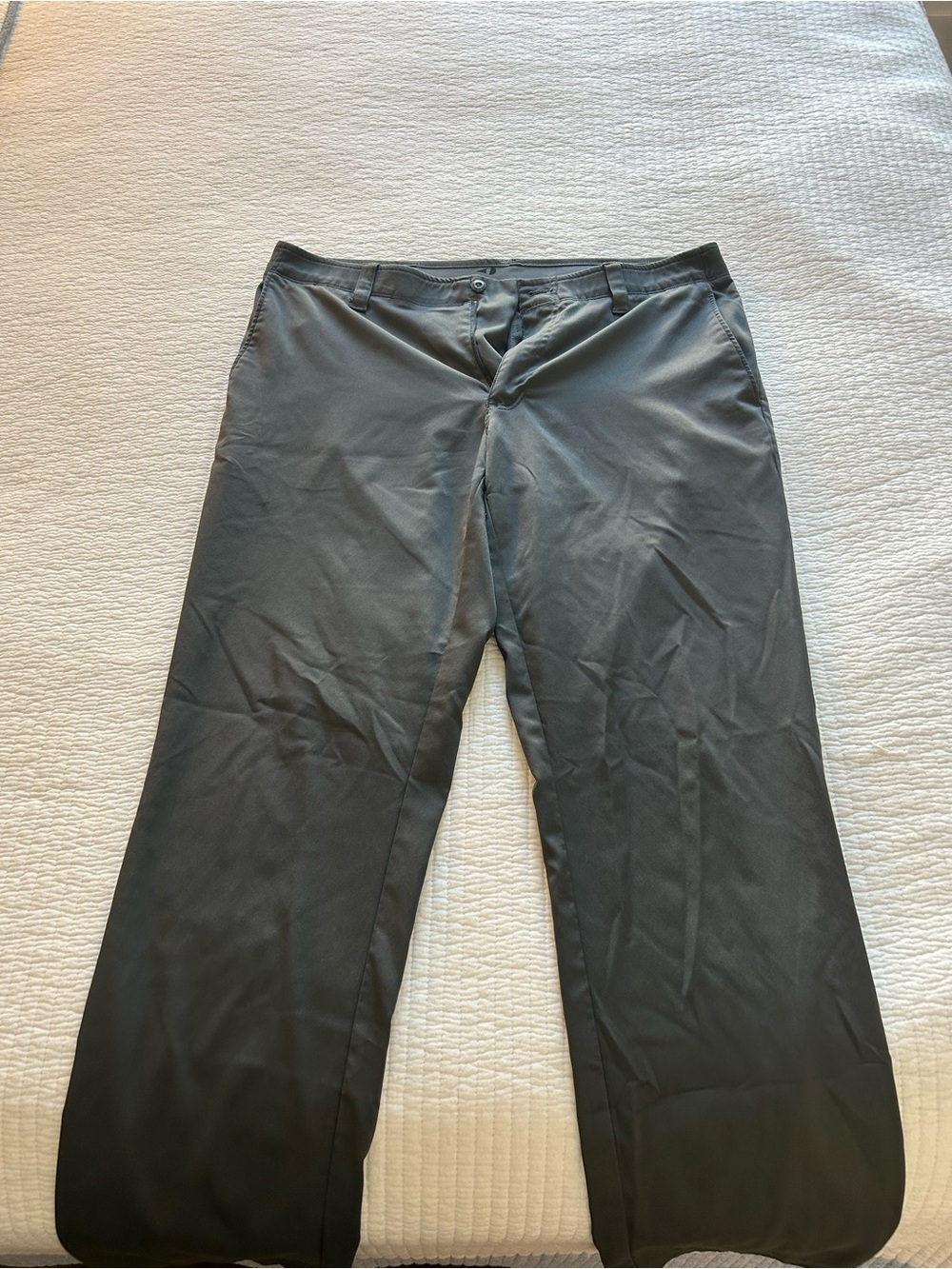 Grand Slam Men's Black Chinos
